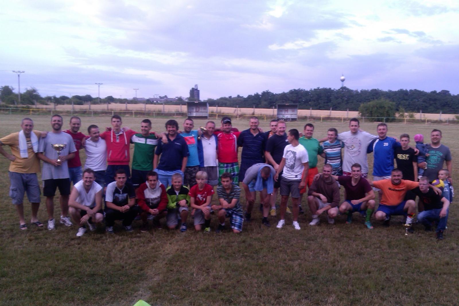 Fotogaléria Futbalový turnaj o pohár starostu obce (89) Futbalový turnaj o pohár starostu obce